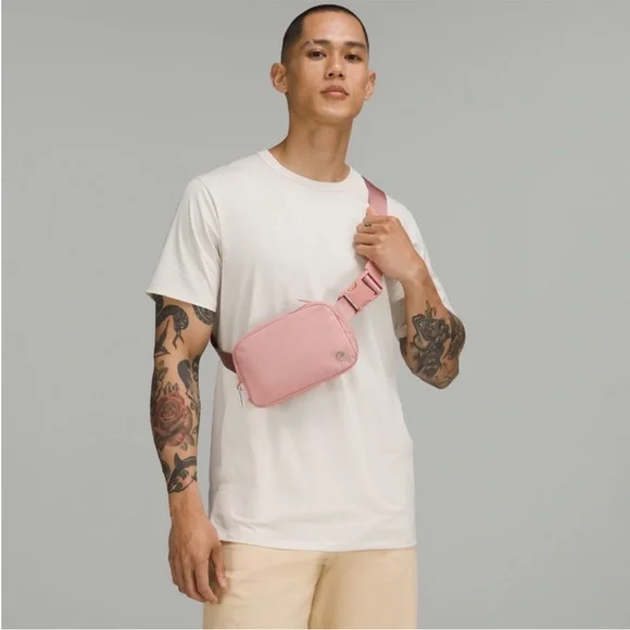 NWT Lululemon Belt Bag in Pastel Pink - Picture 6 of 6